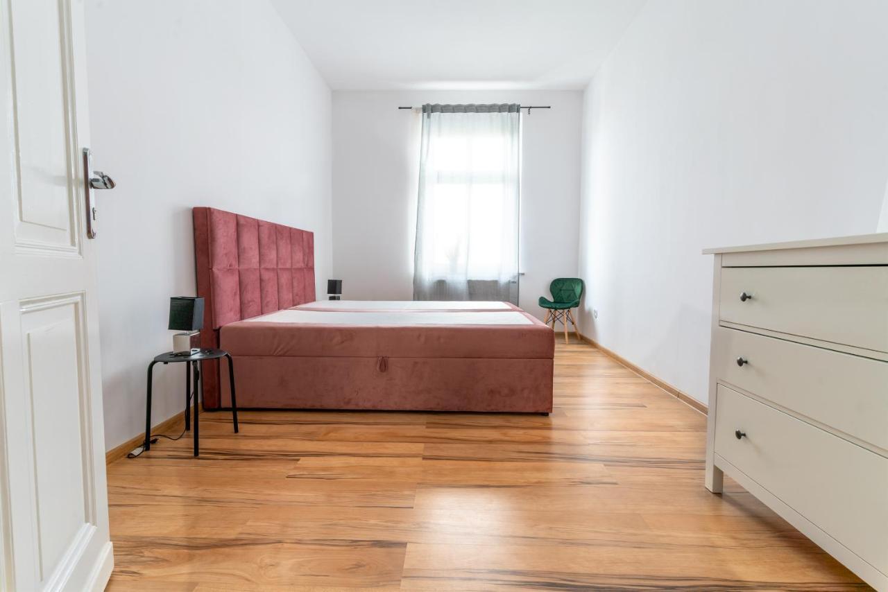 Avalon apart 2 Legnica Extérieur photo