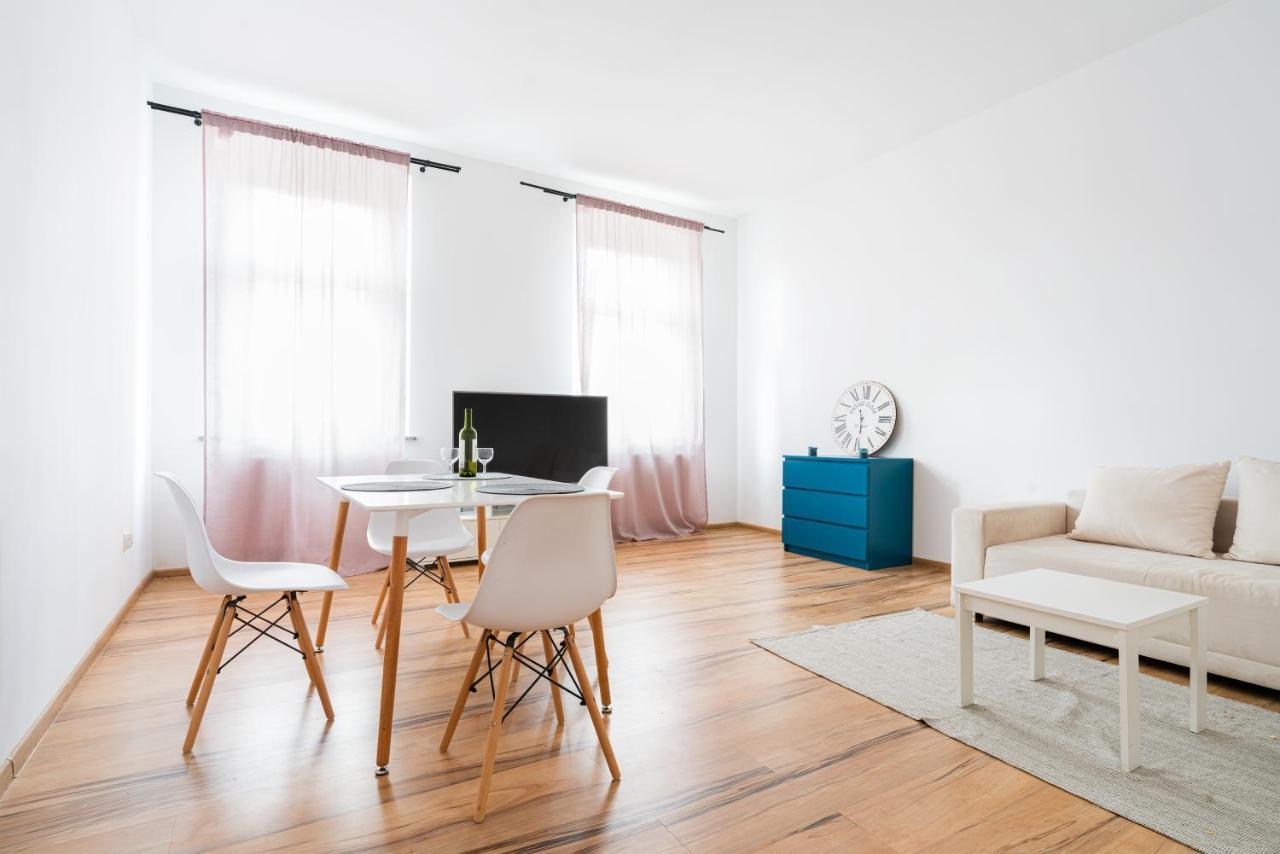 Avalon apart 2 Legnica Extérieur photo